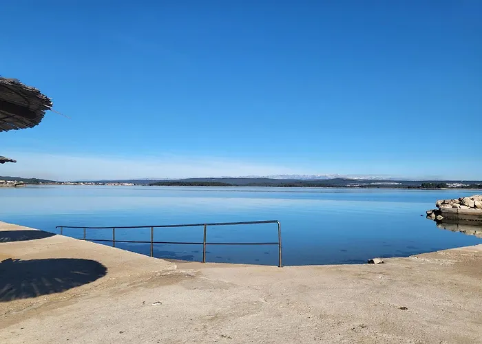 Apratmani Maretic 아파트 *