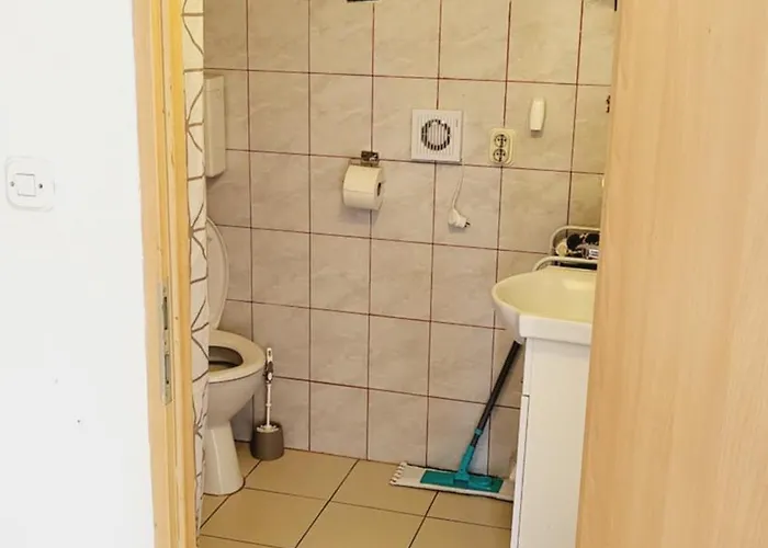 Apratmani Maretic * Ugrinici